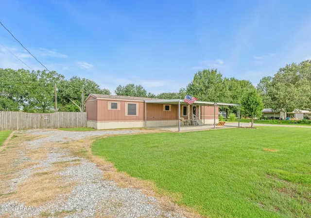 5th image of 1033 Lucette Guidry Rd, Breaux Bridge, LA 70517 | MLS# 2600006869