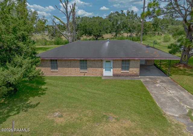 Photo 1 of Single family home for sale at 1102 Macho Grande St, New Iberia, LA 70560 | MLS# 2600008064 | Listing updated on 2026-08-28