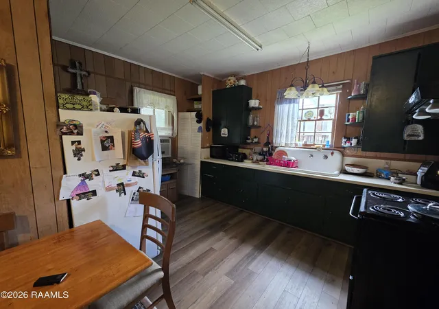 Photo 3 of Sale Pending at 300 Landry St, Sunset, LA 70584 | MLS# 2600006549 | Listing updated on 2026-09-11