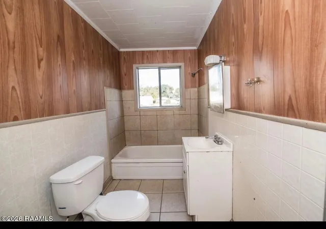 Photo 4 of Single family home for sale at 414 12th Street, Lafayette, LA 70501 | MLS# 2500006839 | Listing updated on 2026-09-06