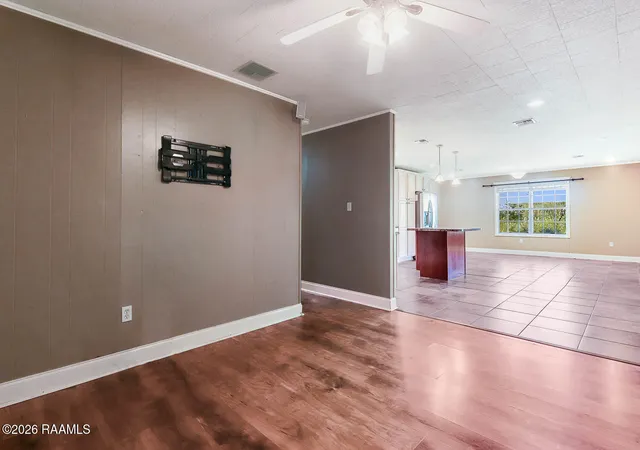 5th image of 120 Burrow Dr, Scott, LA 70583 | MLS# 2600006523