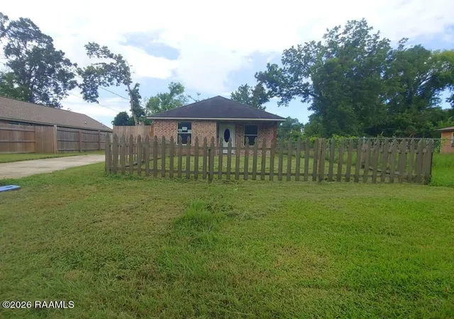 21st image of 1423 W College Ave, Opelousas, LA 70570 | MLS# 2600007615