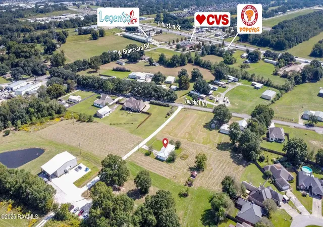 3rd image of 251 Touchet Rd, Lafayette, LA 70506 | MLS# 2500004155