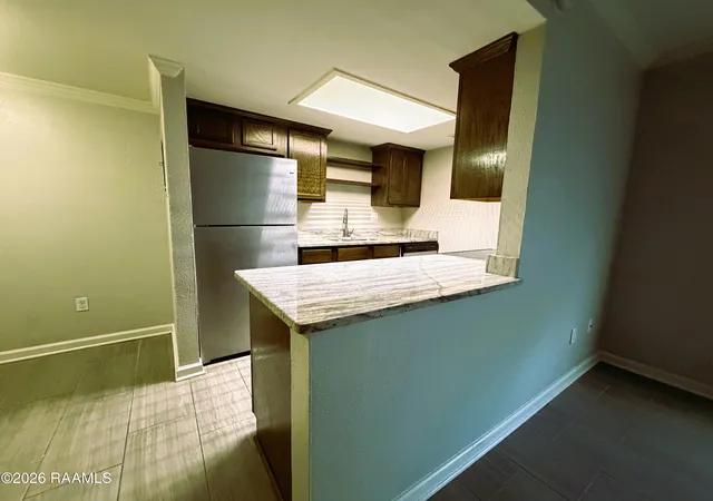 3rd image of 3121 Johnston St #119, Lafayette, LA 70503 | MLS# 2600007574