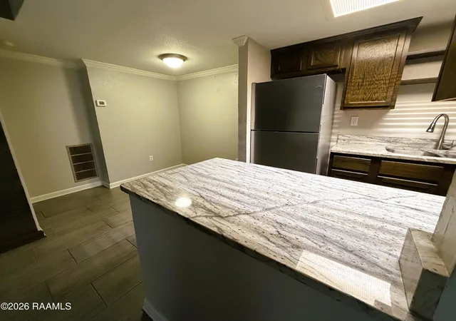 5th image of 3121 Johnston St #119, Lafayette, LA 70503 | MLS# 2600007574