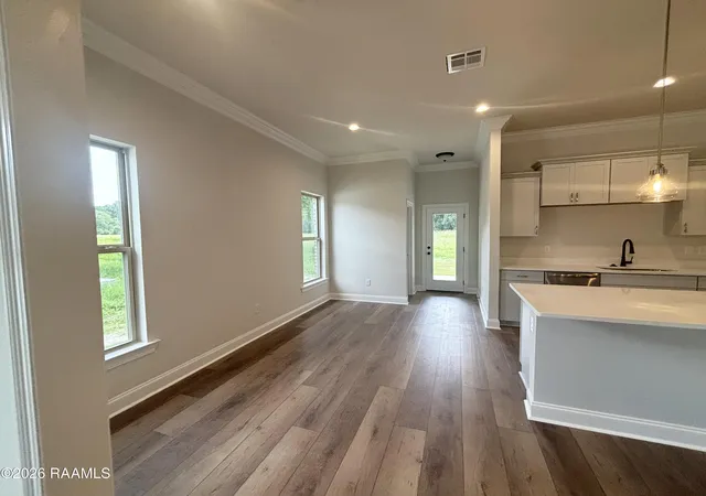 Photo 4 of Single family home for sale at 125 Oak Hvn Dr, Lafayette, LA 70507 | MLS# 2600003107 | Listing updated on 2026-09-01