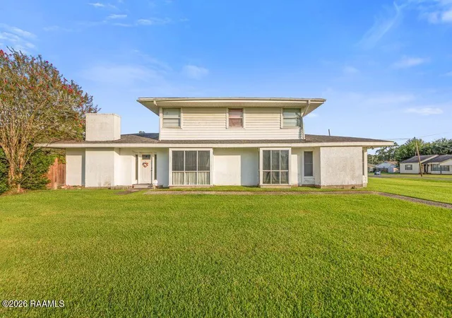 Photo 1 of Single family home for sale at 625 W 16th Street, Crowley, LA 70526 | MLS# 2600007320 | Listing updated on 2026-08-13