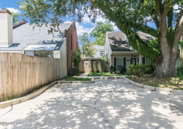2nd image of 200 Curtis St #D, Lafayette, LA 70506 | MLS# 2600006353