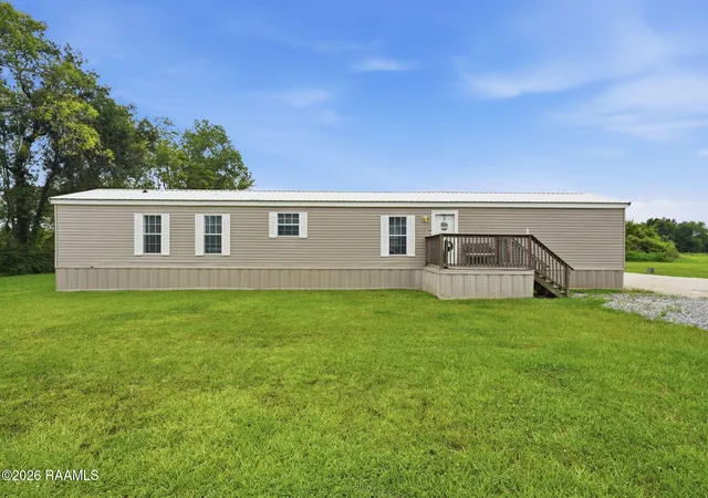 Homes for sale in Church Point, LA | 1855 Osage Trl, Church Point, LA 70525 | MLS# 2600005550
