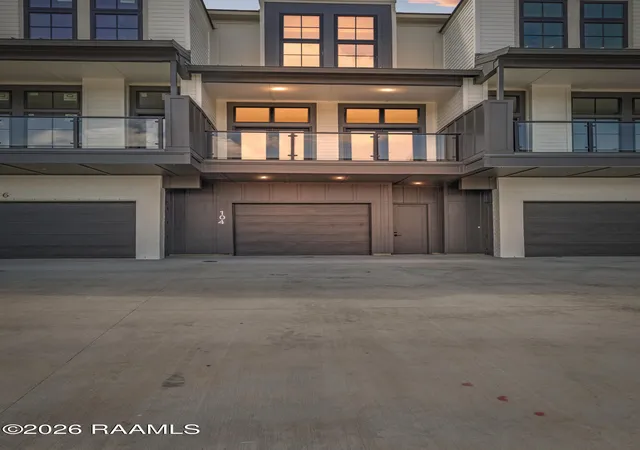 1st image of 104 Southern Heights Dr, Lafayette, LA 70508 | MLS# 2600007715