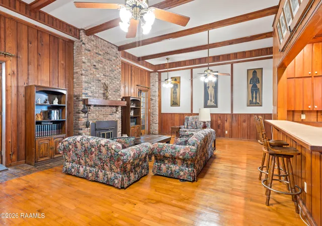 4th image of 726 E Broussard Rd, Lafayette, LA 70508 | MLS# 2600000446