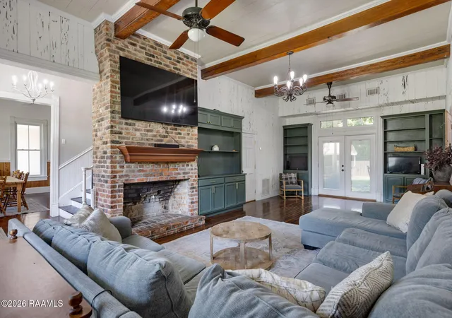 Homes for sale in New Iberia, LA | 408 Little Guy Ln, New Iberia, LA 70563 | MLS# 2600004391
