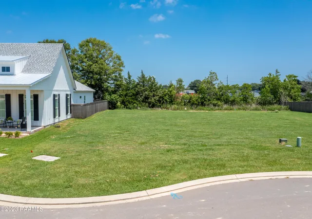 1st image of 121 Trail Pointe Dr, Scott, LA 70583 | MLS# 23006521