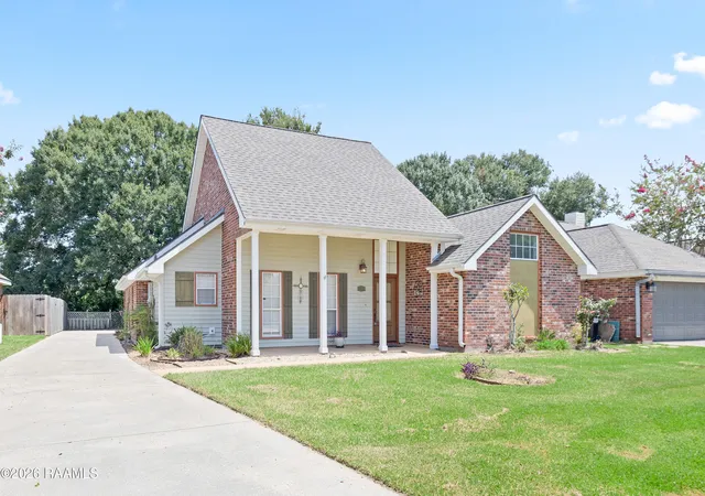 2nd image of 212 Shadowbrush Bnd, Lafayette, LA 70506 | MLS# 2600007836