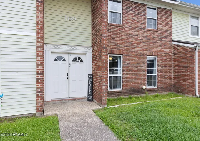 Photo 3 of Sale Pending at 101 Wilbourn Blvd #109, Lafayette, LA 70506 | MLS# 2600003941 | Listing updated on 2026-09-18