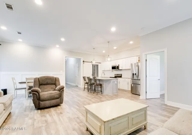 Photo 4 of Single family home for sale at 200 Lakefront Dr, Rayne, LA 70578 | MLS# 2600007423 | Listing updated on 2026-08-13