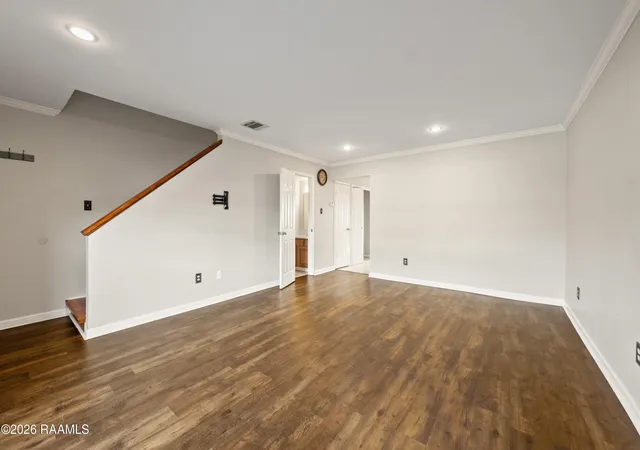 Photo 3 of Sale Pending at 100 Winchester Dr #504, Lafayette, LA 70506 | MLS# 2600007859 | Listing updated on 2026-08-24