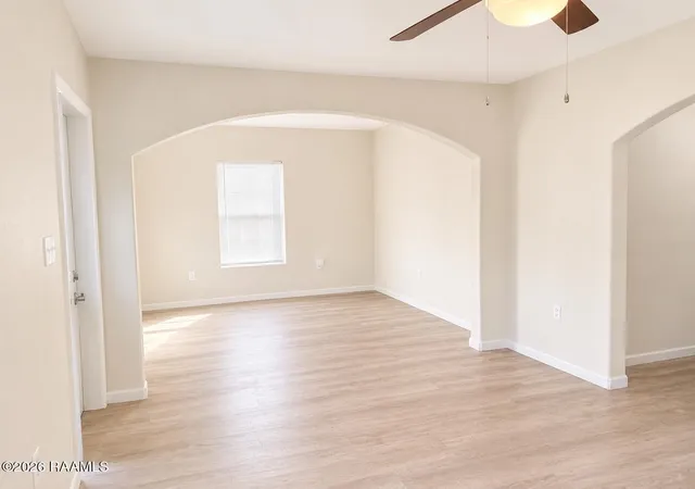 Photo 4 of Single family home for sale at 125 Delasalle Dr, New Iberia, LA 70560 | MLS# 2600007572 | Listing updated on 2026-10-04