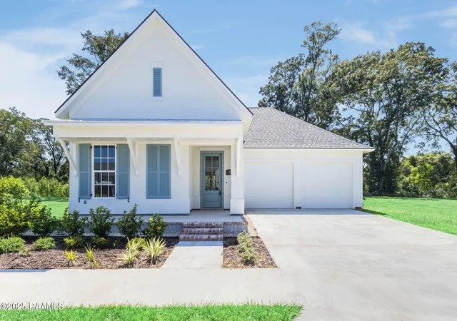 3rd image of 104 Lisburn Dr, Lafayette, LA 70507 | MLS# 2600005574
