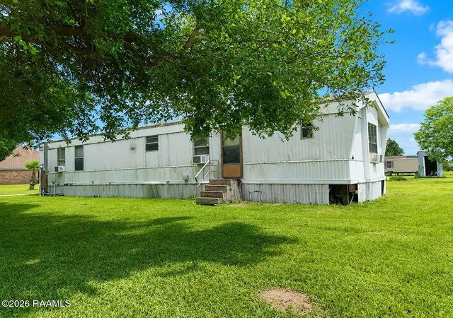 Homes for sale in New Iberia, LA | 2817 Mayo St, New Iberia, LA 70560 | MLS# 2600003730