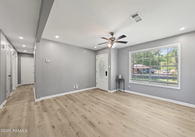 3rd image of 101 Calais St, Lafayette, LA 70501 | MLS# 2600002846