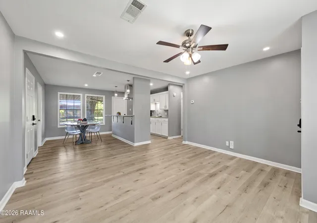 5th image of 101 Calais St, Lafayette, LA 70501 | MLS# 2600002846