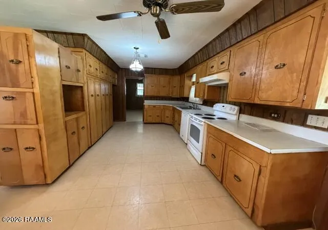 Homes for sale in Kaplan, LA | 113 Vermilion Ln, Kaplan, LA 70548 | MLS# 2600006032