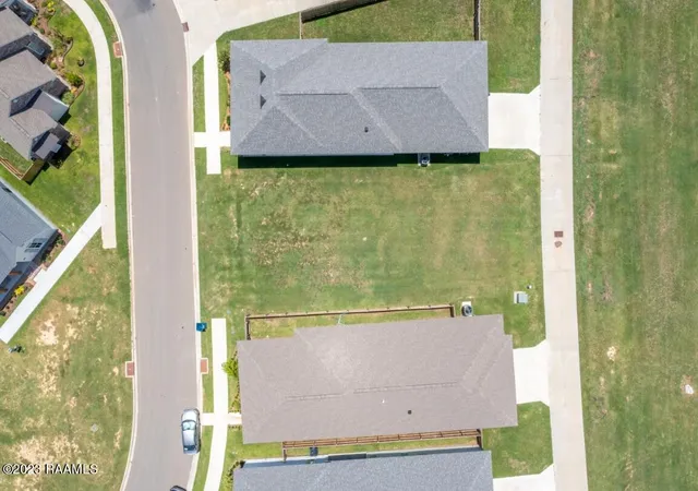 5th image of 108 Oak Village Dr, Scott, LA 70583 | MLS# 23006596