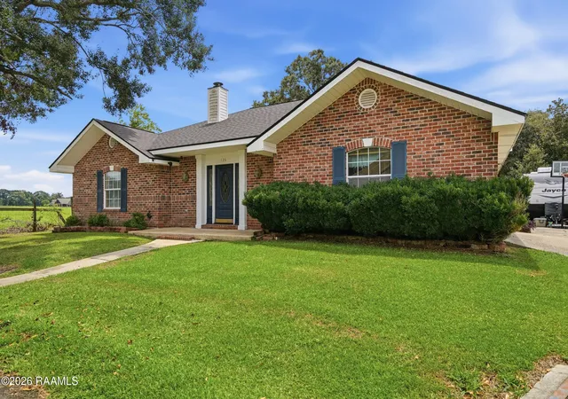 Single family home for sale at 126 Rye Cir, Scott, LA 70583 | MLS# 2600008073