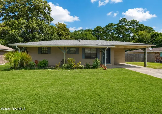 Photo 2 of Single family home for sale at 168 Eckart Dr, New Iberia, LA 70560 | MLS# 2600005680 | Listing updated on 2026-09-01