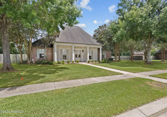 35th image of 208 Hundred Oaks Dr, Youngsville, LA 70592 | MLS# 2600006823