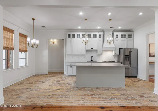 5th image of 208 Hundred Oaks Dr, Youngsville, LA 70592 | MLS# 2600006823