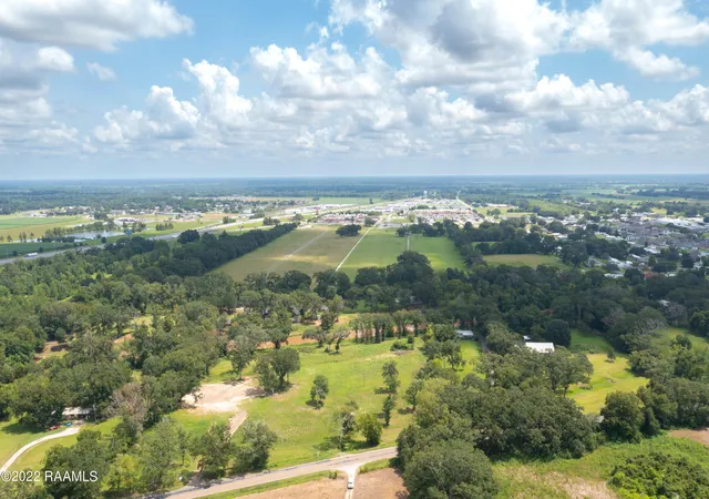 4th image of 3&2 Main Hwy, Breaux Bridge, LA 70517 | MLS# 24009995