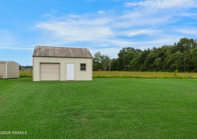 27th image of 105 Rodeo Dr, Lafayette, LA 70508 | MLS# 2600005427