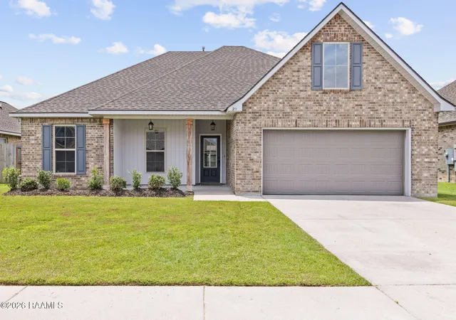Photo 1 of Single family home for sale at 211 Sparkling Meadows Ln, Lafayette, LA 70506 | MLS# 2600006268 | Listing updated on 2026-08-19