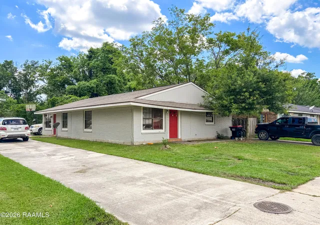 Photo 3 of Multi family home for sale at 309 Knollwood Dr, Lafayette, LA 70506 | MLS# 2600005572 | Listing updated on 2026-07-16
