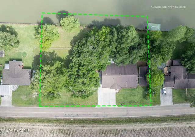 Homes for sale in Patterson, LA | 4826 Hwy 182, Patterson, LA 70392 | MLS# 2600003532