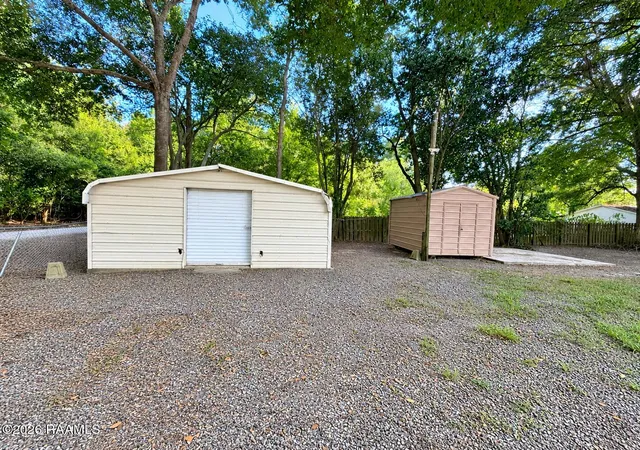 Photo 10 of Single family home for sale at 1305 Etienne St, Ville Platte, LA 70586 | MLS# 2600006935 | Listing updated on 2026-08-02