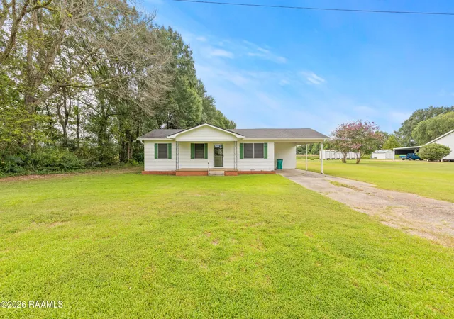 Homes for sale in Church Point, LA | 716 Louisiana 35, Church Point, LA 70525 | MLS# 2600004979