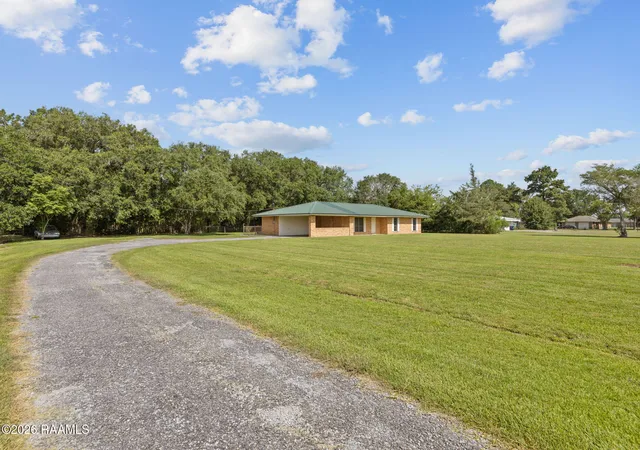 Photo 2 of Single family home for sale at 2200 N Herpin Ave, Kaplan, LA 70548 | MLS# 2600006832 | Listing updated on 2026-08-14