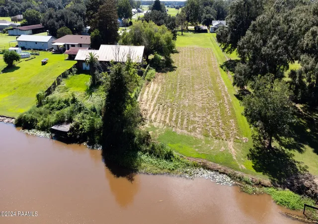Photo 2 of Land for sale at 1013 S Main St, Breaux Bridge, LA 70517 | MLS# 2500004040 | Listing updated on 2026-09-09