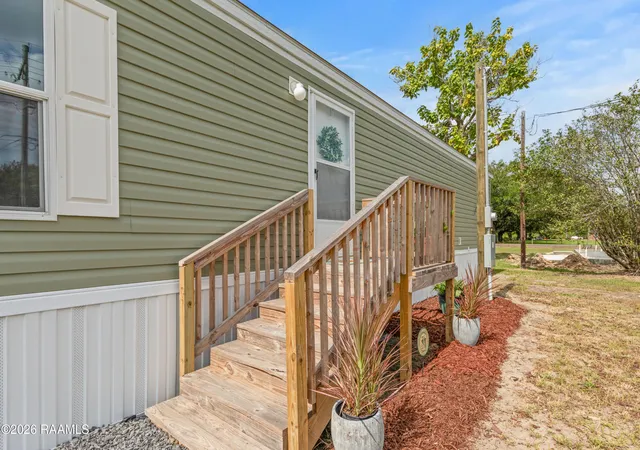 2nd image of 1204 Dermelie Calais Rd, Breaux Bridge, LA 70517 | MLS# 2600007110