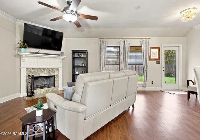 Photo 4 of Single family home for sale at 304 Hillbrooke Dr, Broussard, LA 70518 | MLS# 2600008008 | Listing updated on 2026-09-21