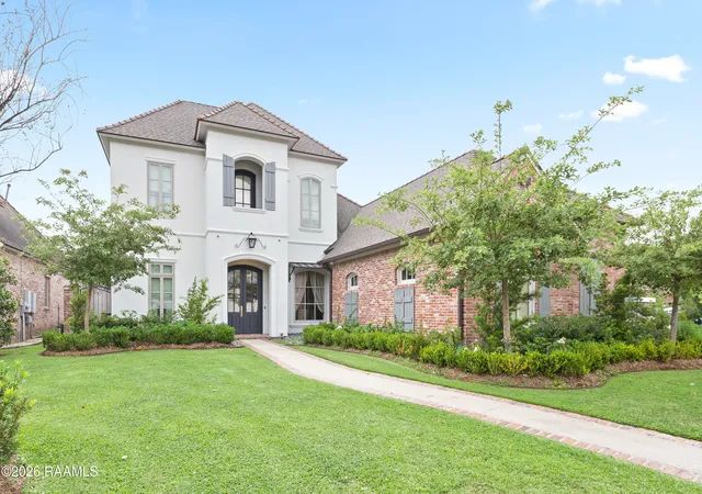 1st image of 114 English Gardens Pkwy, Lafayette, LA 70503 | MLS# 2600004881