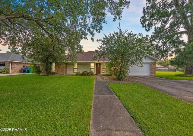 Photo 37 of Single family home for sale at 14 Henrietta Dr, Crowley, LA 70526 | MLS# 2500000856 | Listing updated on 2026-03-27