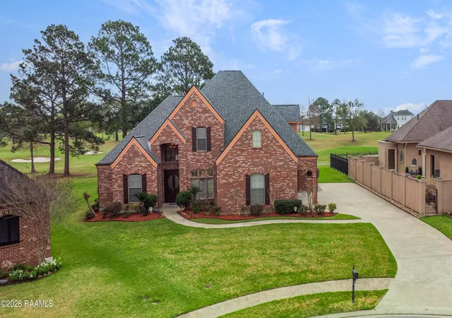 Homes for sale in Broussard, LA | 106 Augusta Dr, Broussard, LA 70518 | MLS# 2600000835