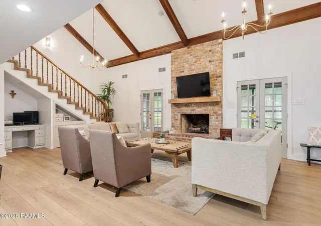 Photo 3 of Single family home for sale at 300 Wildlife Dr, Lafayette, LA 70507 | MLS# 2600005887 | Listing updated on 2026-09-03
