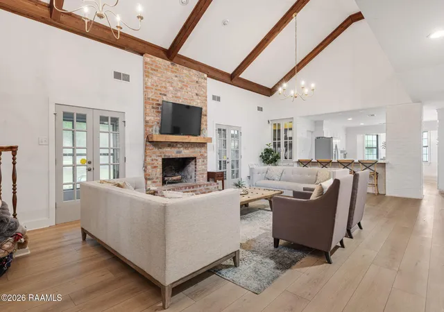 Photo 4 of Single family home for sale at 300 Wildlife Dr, Lafayette, LA 70507 | MLS# 2600005887 | Listing updated on 2026-09-03