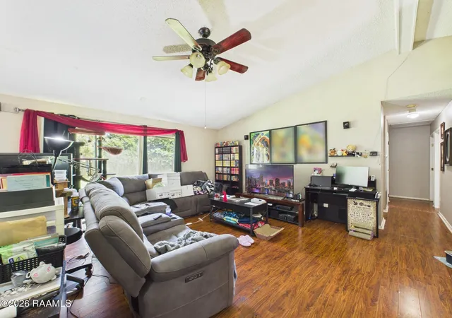 4th image of 210 Castle Row, Lafayette, LA 70506 | MLS# 2600006670