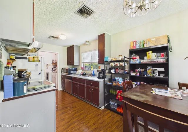 5th image of 210 Castle Row, Lafayette, LA 70506 | MLS# 2600006670